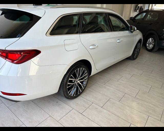 SEAT Leon Sportstourer 1.5 eTSI 150 CV DSG Xcellence
