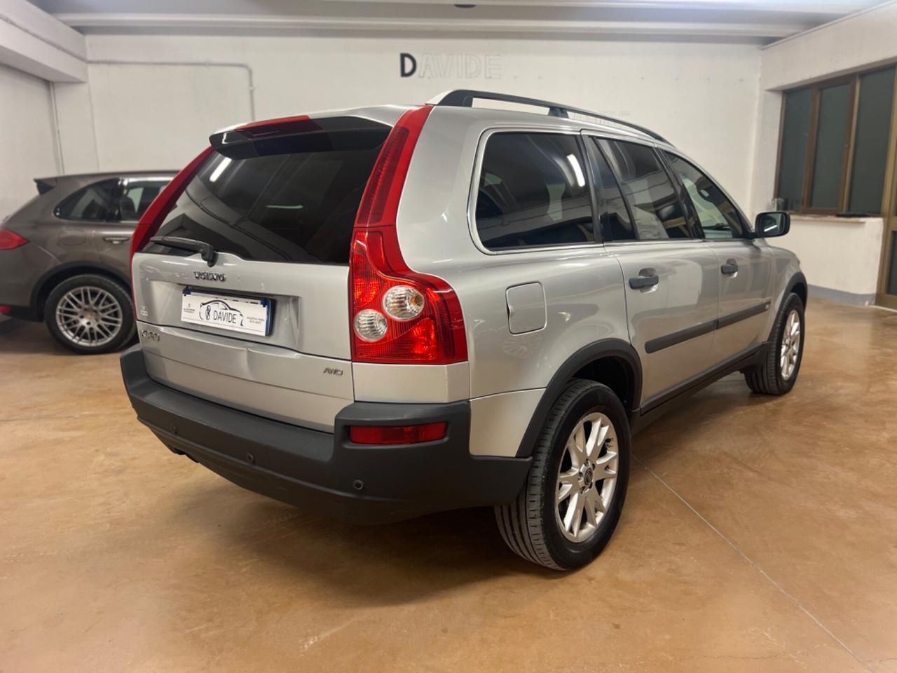 Volvo XC 90 XC90 2.4 D5 185 CV AWD Momentum