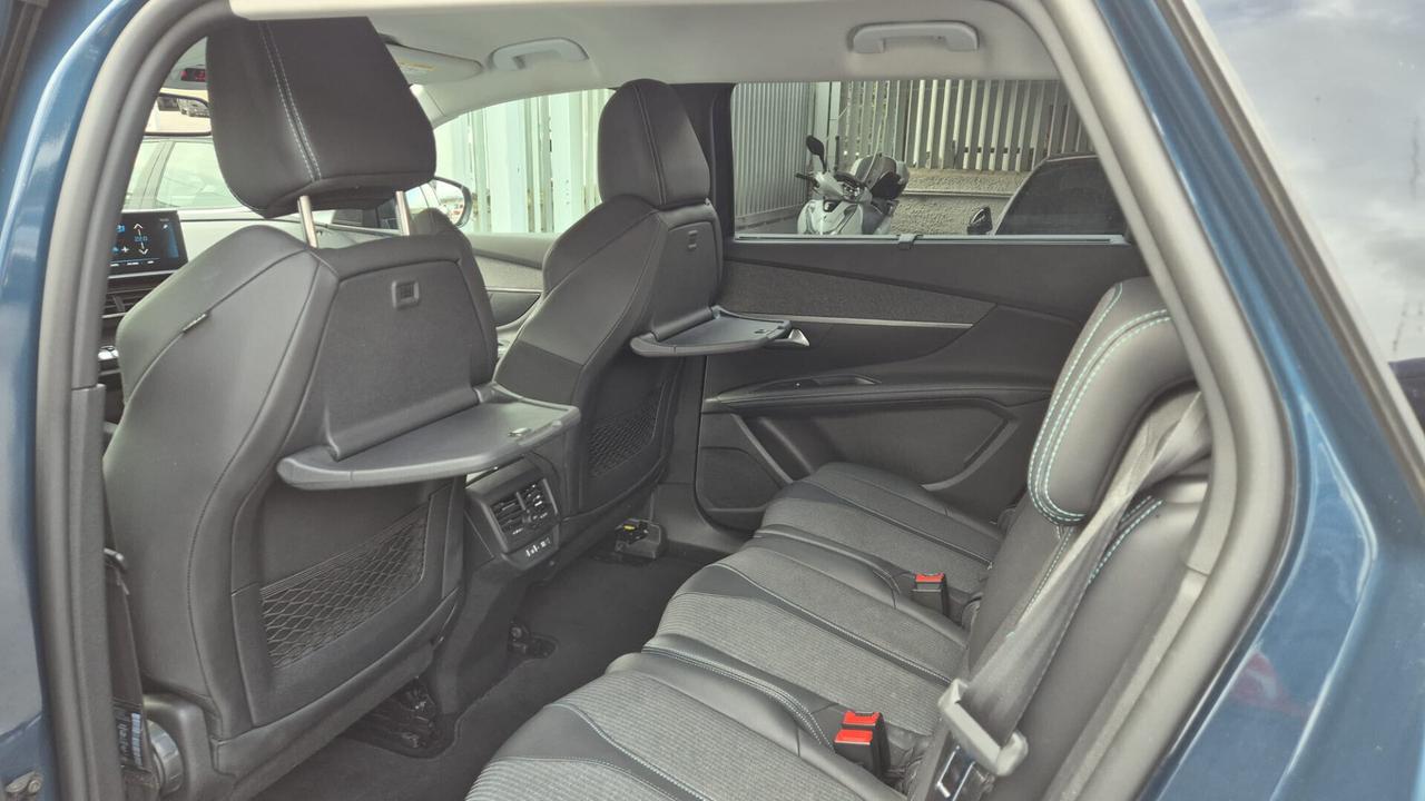 Peugeot 5008 BlueHDi 130 S&S EAT8 Allure Pack