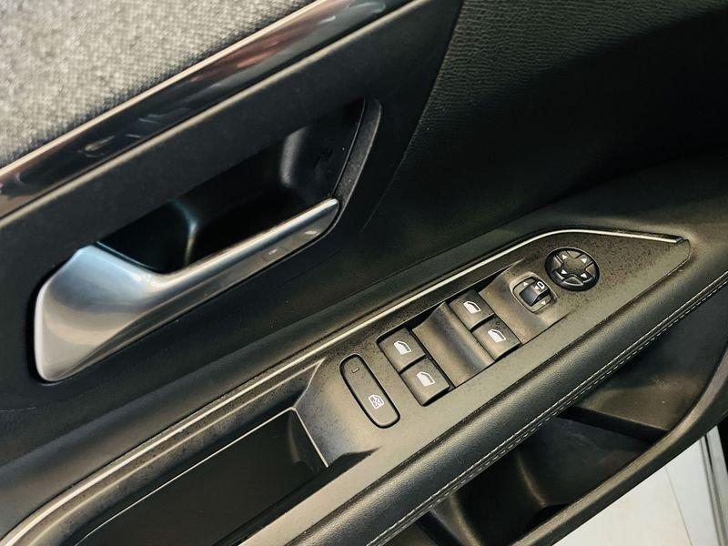 Peugeot 3008 BlueHDI 130 EAT8 S&S Allure