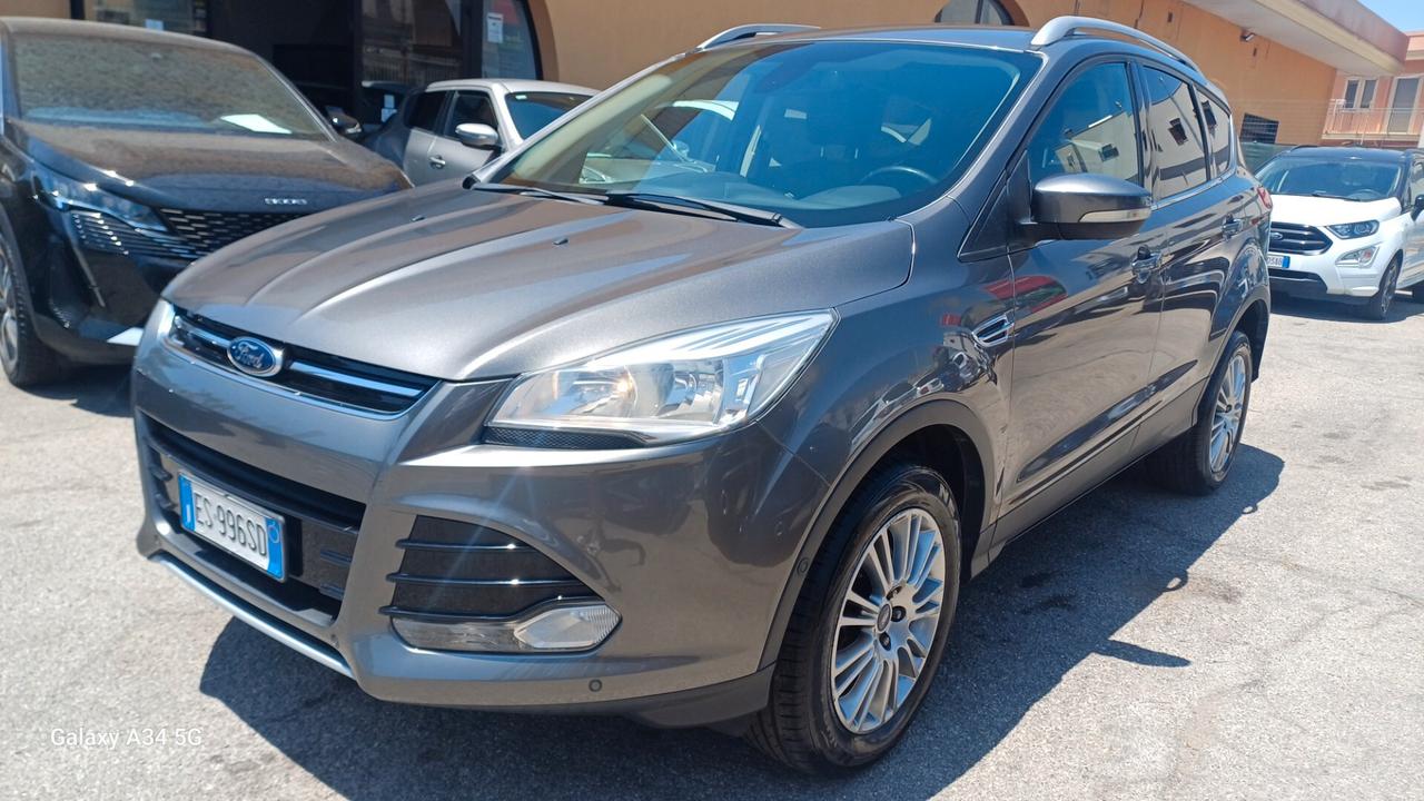 Ford Kuga 2.0 TDCI 140 CV 4WD Powershift Titanium