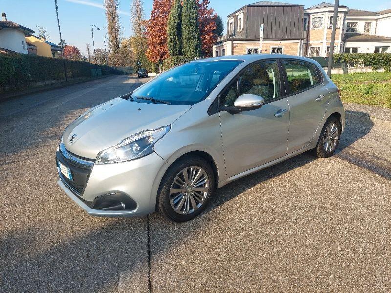 Peugeot 208 PureTech 82 5 porte Access