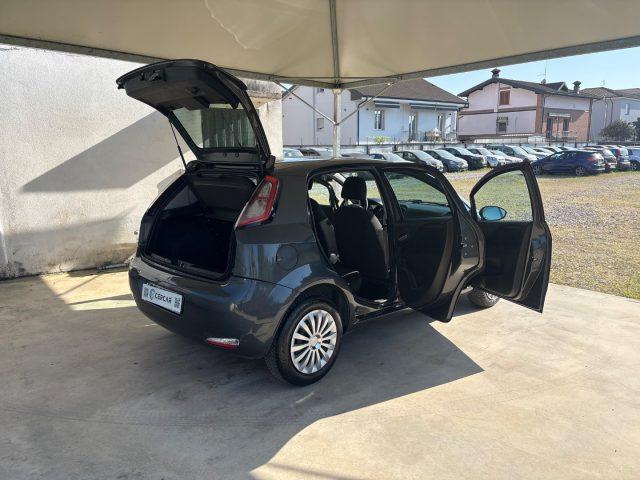 FIAT Punto 1.2 8V 5 porte OK NEOP POCHI CHILOMETRI EURO 5