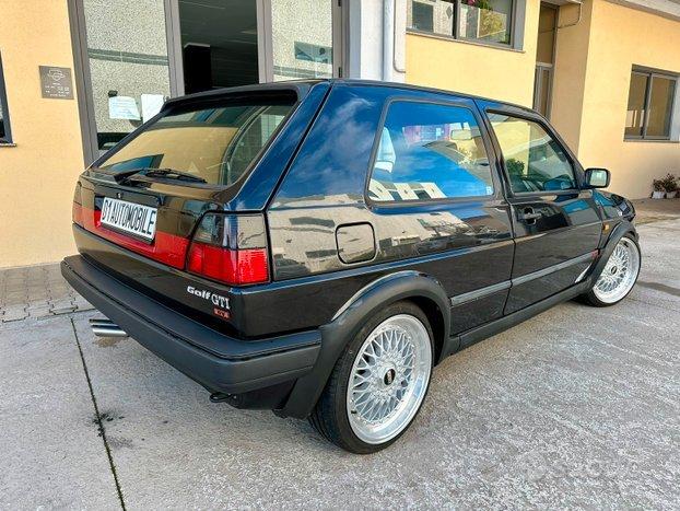 Volkswagen Golf MK2 GTI 8v