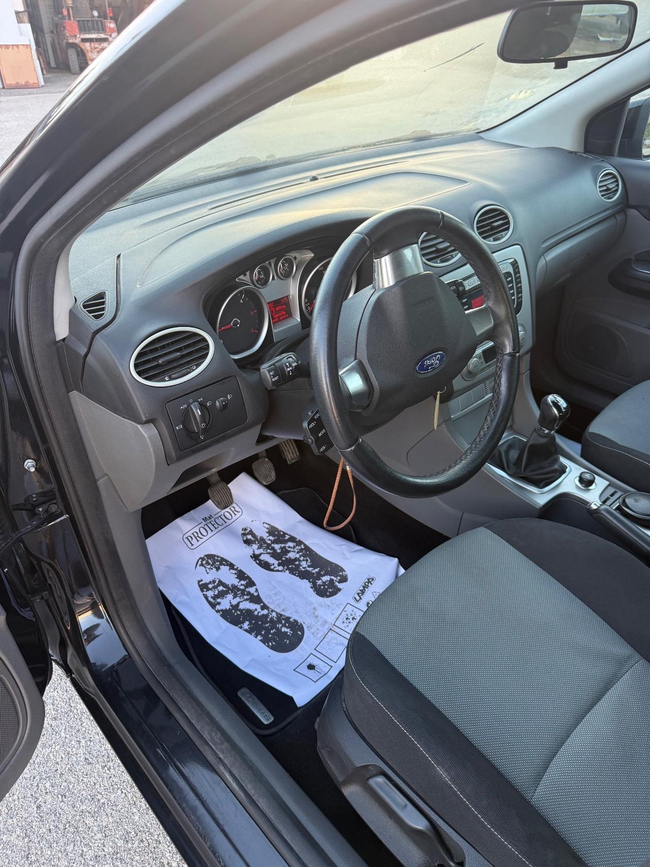 Ford Focus 1.6 TDCi (90CV) 5p. Tit.