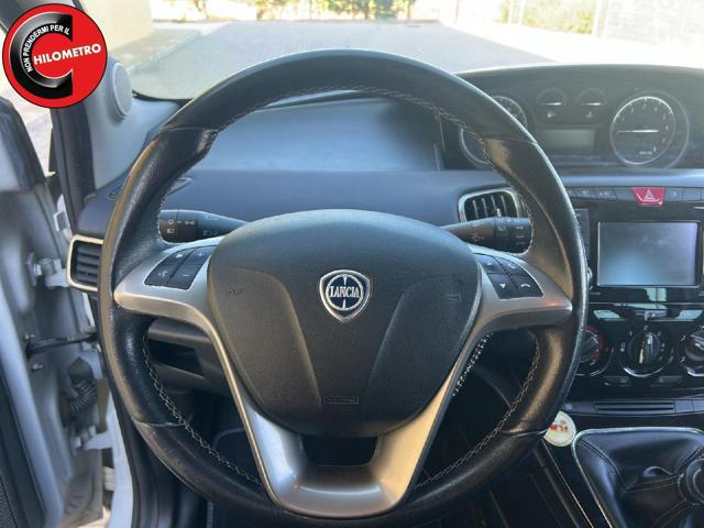 LANCIA Ypsilon 1.2 69 CV 5 porte Gold