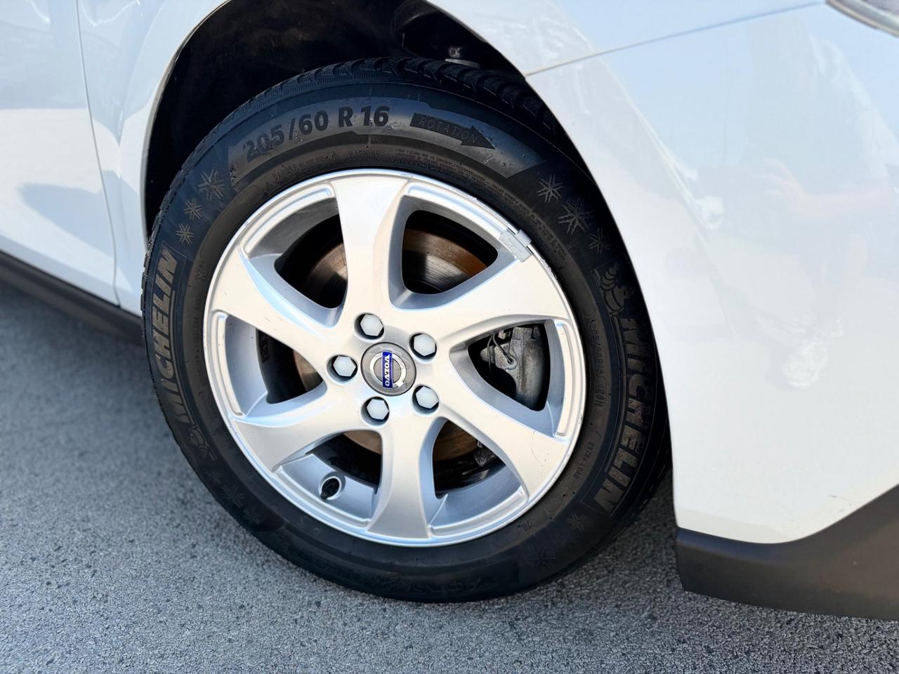 Volvo V40 Cross Country D2 1.6 Momentum