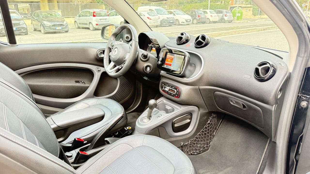 Smart ForTwo 90 0.9 T twinamic cabrio Prime LED NAVI KAMERA JBL PACCHETTO BRABUS PDC