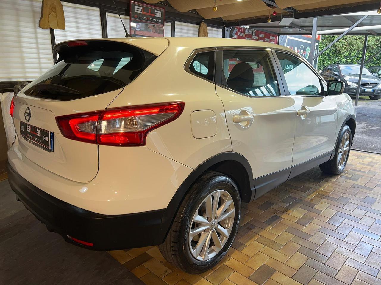 NISSAN QASHQAI 1.6 DCI 4x4 GANCIO TRAINO