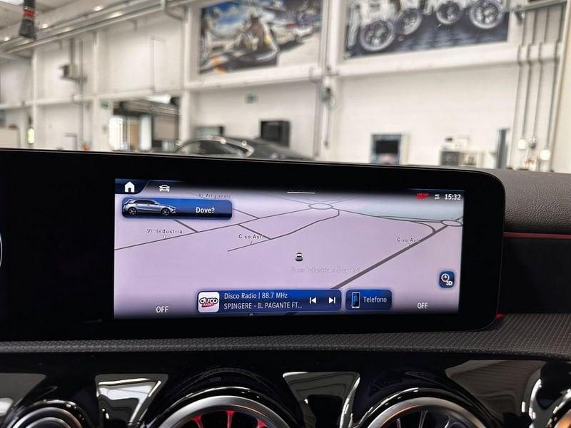 Mercedes-Benz Classe A A 180 AMG Line Premium auto