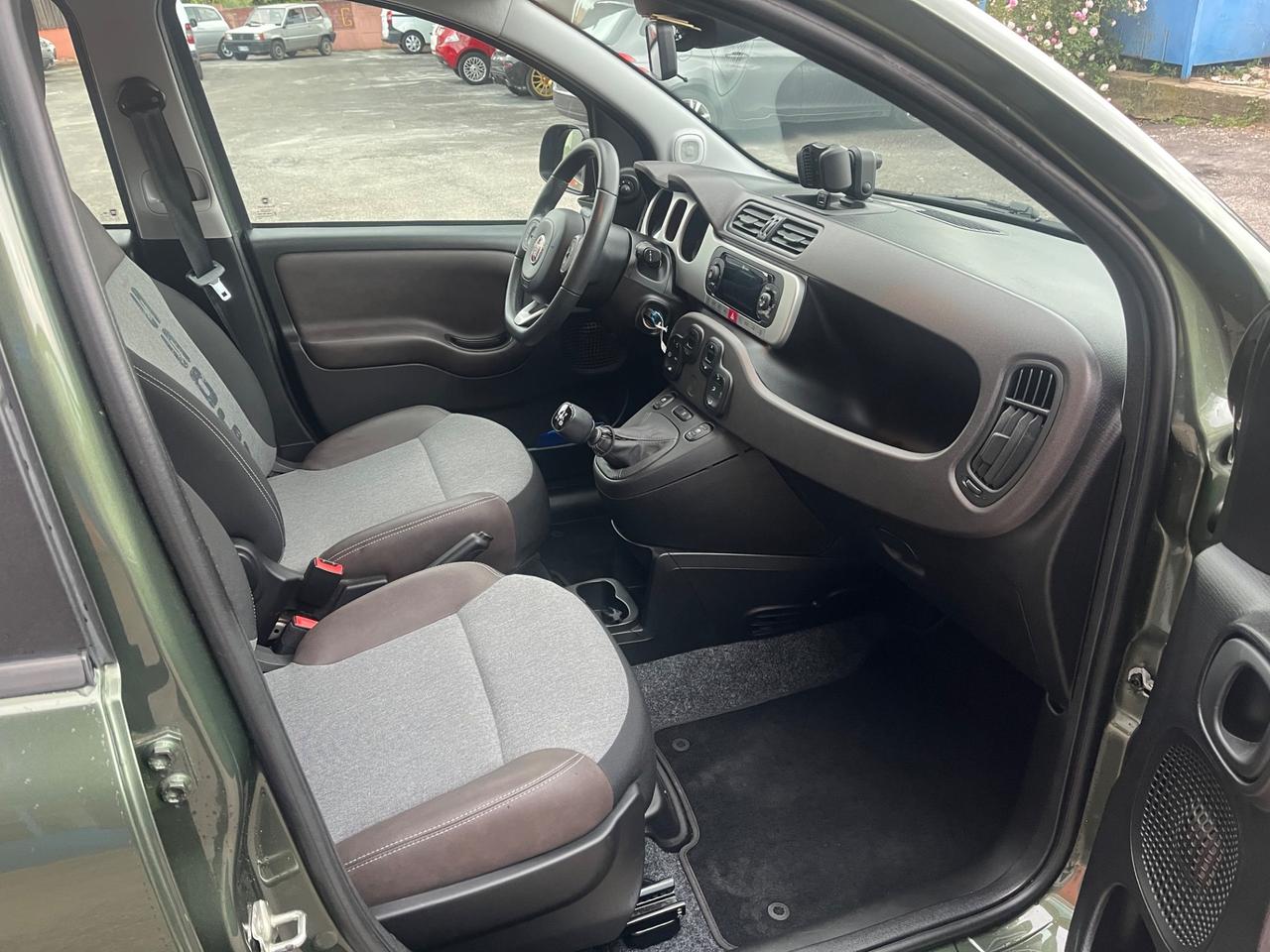 Fiat Panda 1.2 Cross-solo Km 30637-