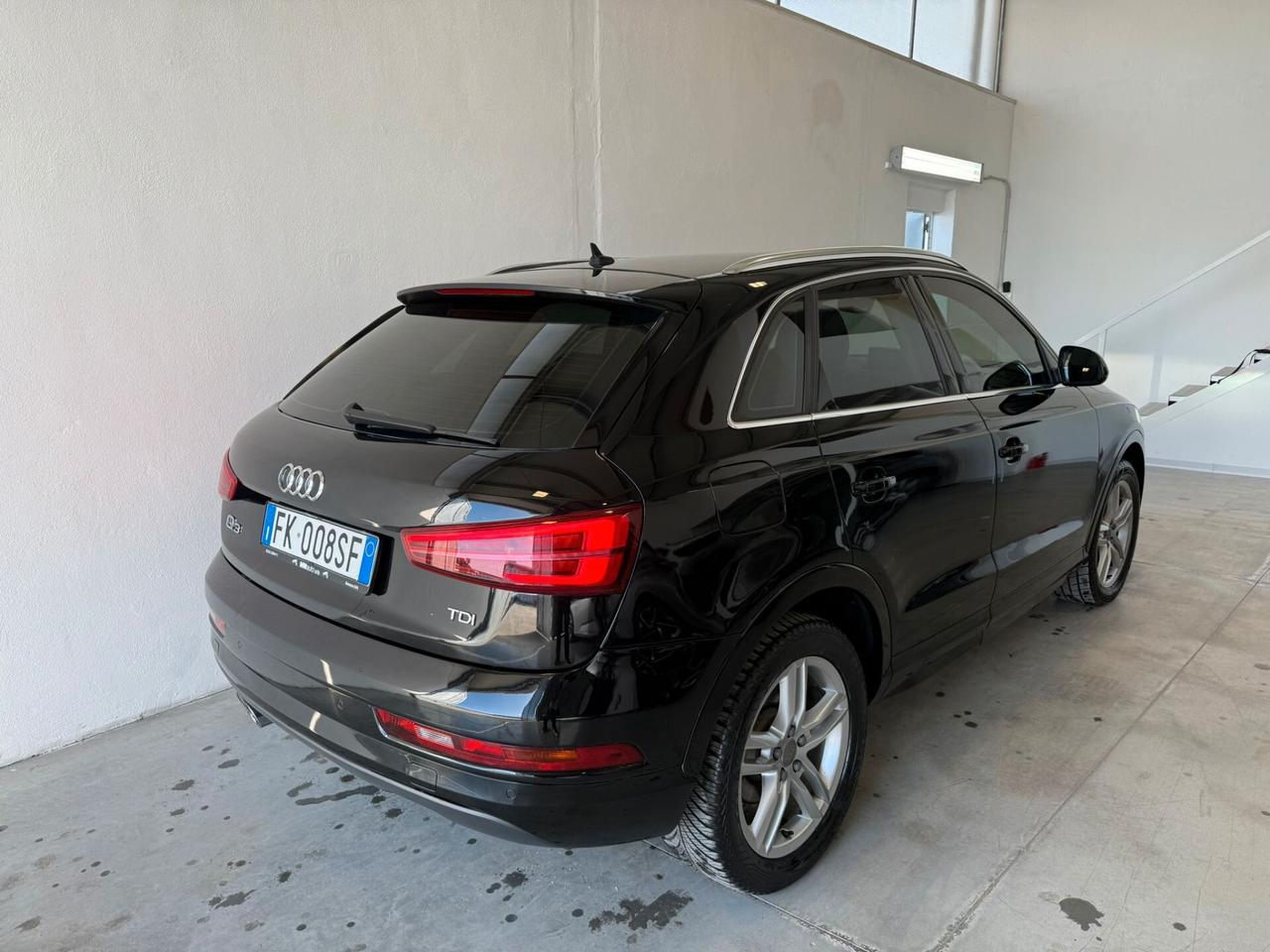 Audi Q3 2.0 TDI 150 CV Sport 6m Full Led