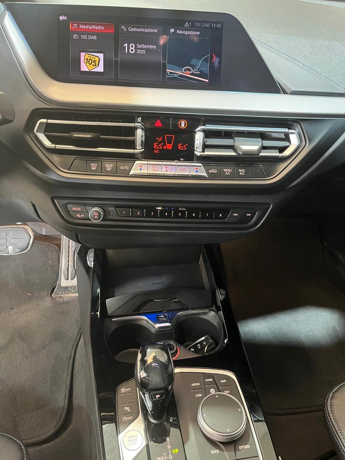 Bmw 118d 5p. Msport