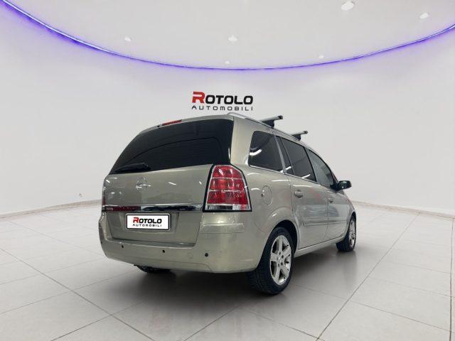 OPEL Zafira 1.8 16V VVT Cosmo