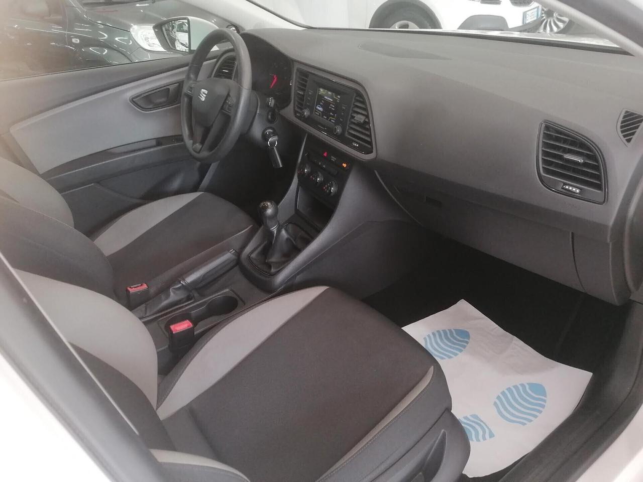 Seat Leon 1.6 TDI 90 CV 5p.(NEOPATENTATI)