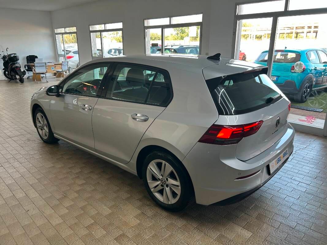 Volkswagen Golf 2.0 tdi Life 150cv dsg