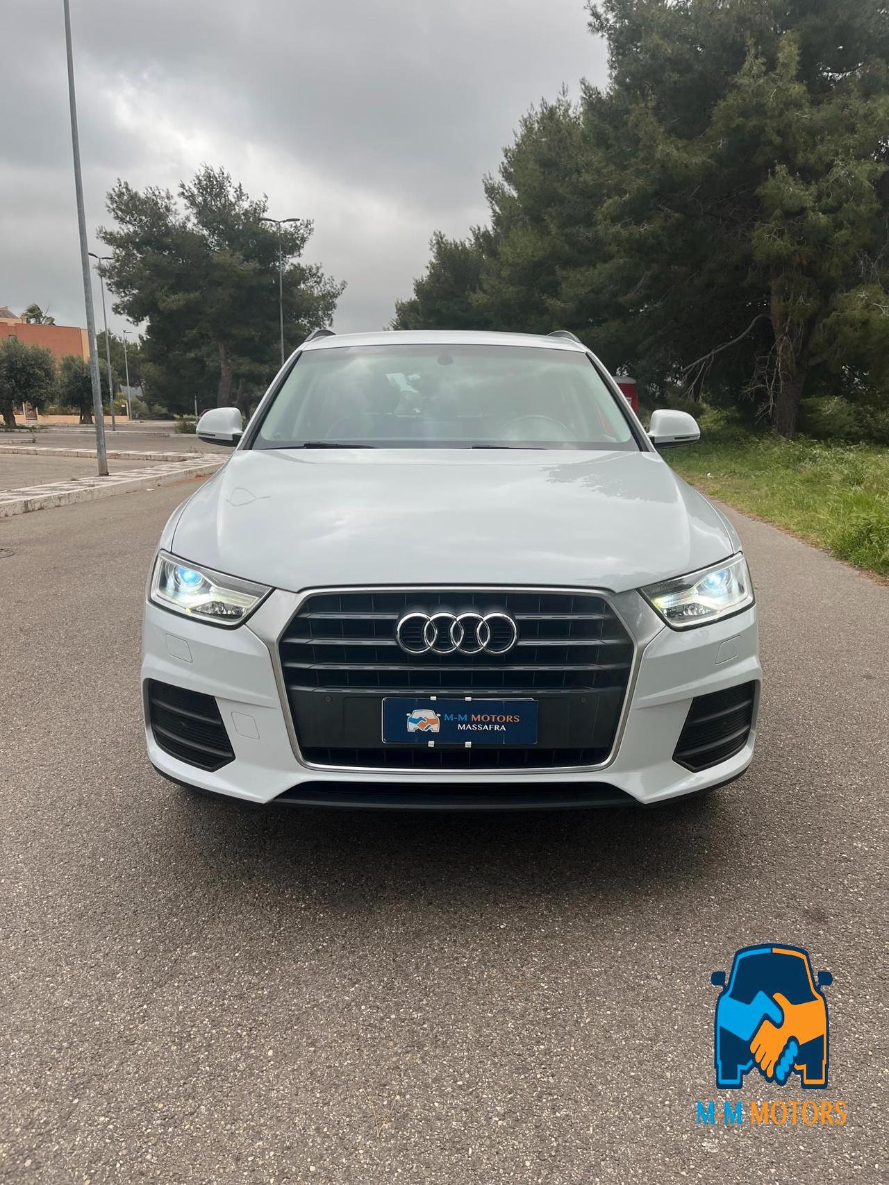 Audi Q3 2.0 tdi Business 150cv s-tronic