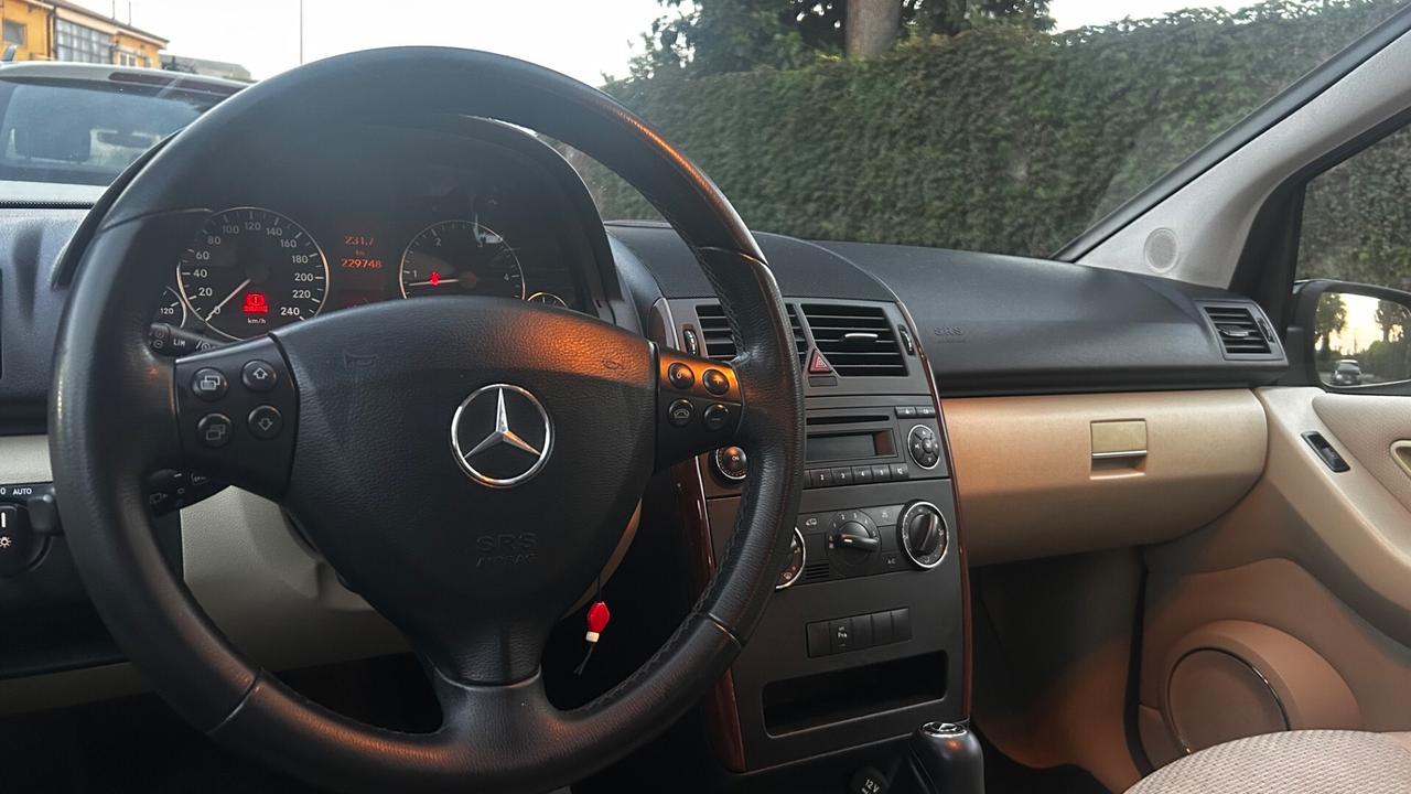Mercedes-benz A 180 CDI Avantgarde