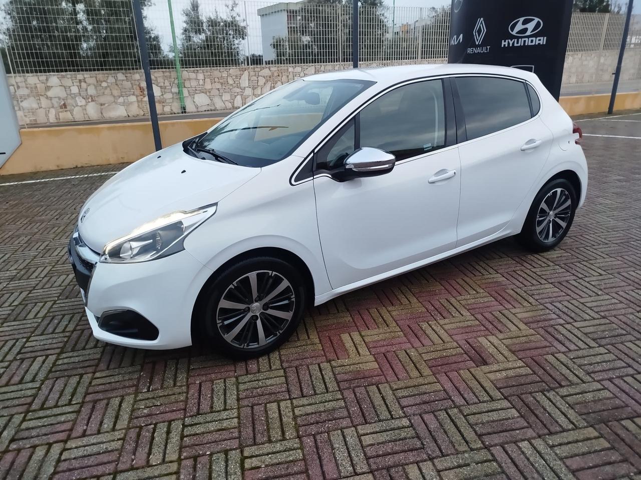 Peugeot 208 BlueHDi 75 5 porte Allure
