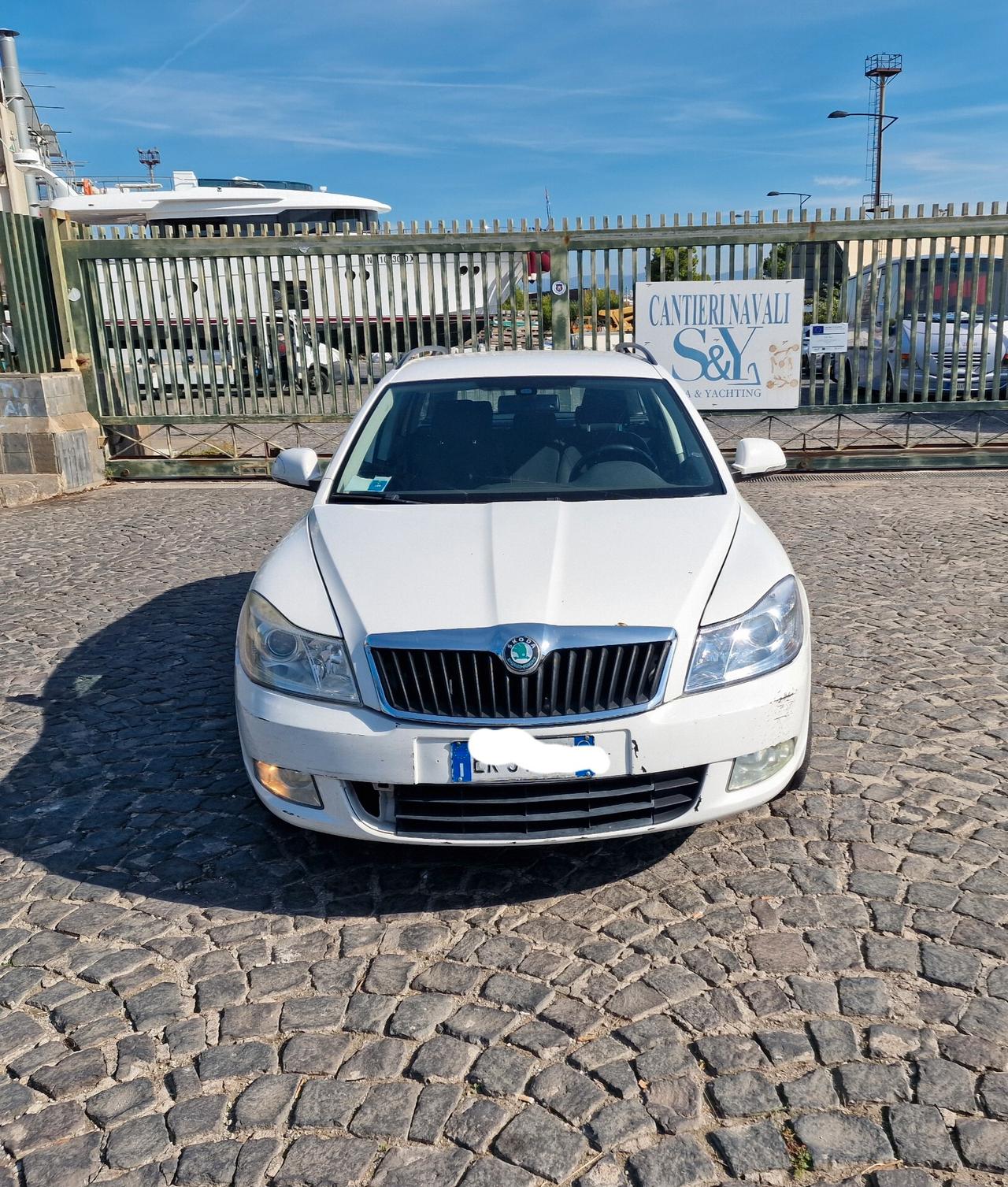 Skoda Octavia 1.6 TDI CR F.AP. Wagon Ambition
