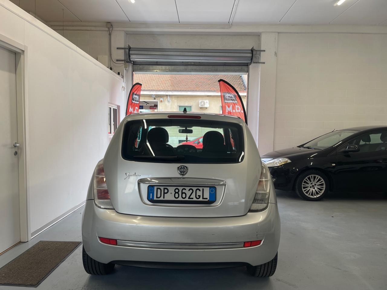Lancia Ypsilon 1.2 Argento