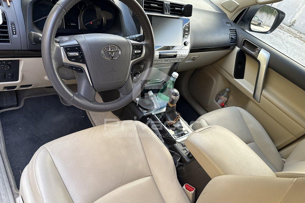 TOYOTA Land Cruiser 2.8 D4-D A/T 5 porte Executive