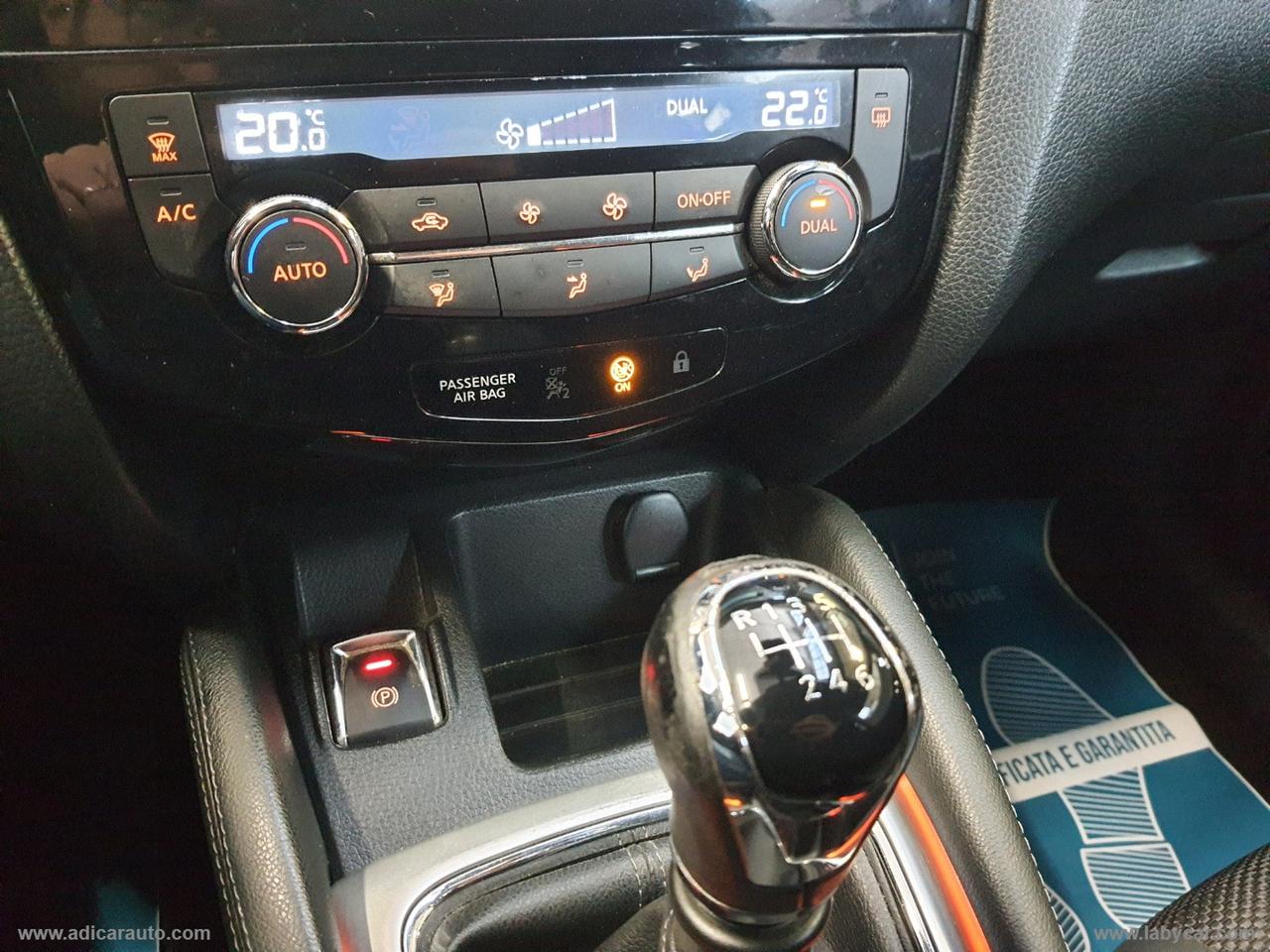 NISSAN Qashqai 1.6 dCi 4WD Visia