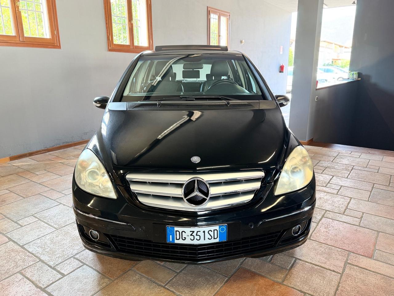 Mercedes-benz B 200 Turbo Sport