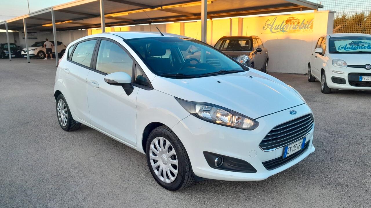 Ford Fiesta 1.5 TDCi 75CV 5 porte