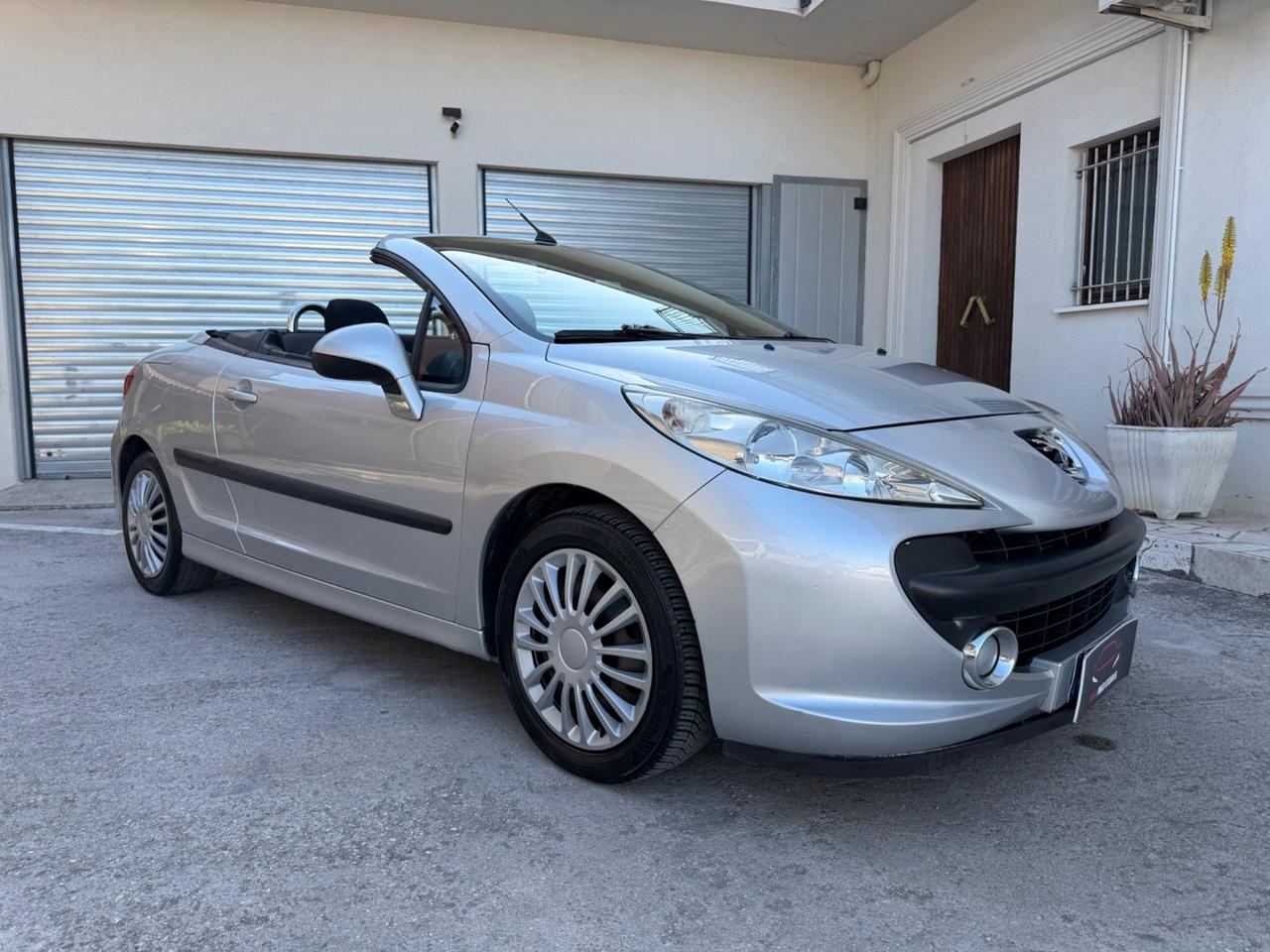 Peugeot 207 CABRIO 1.6 HDi 110CV CC