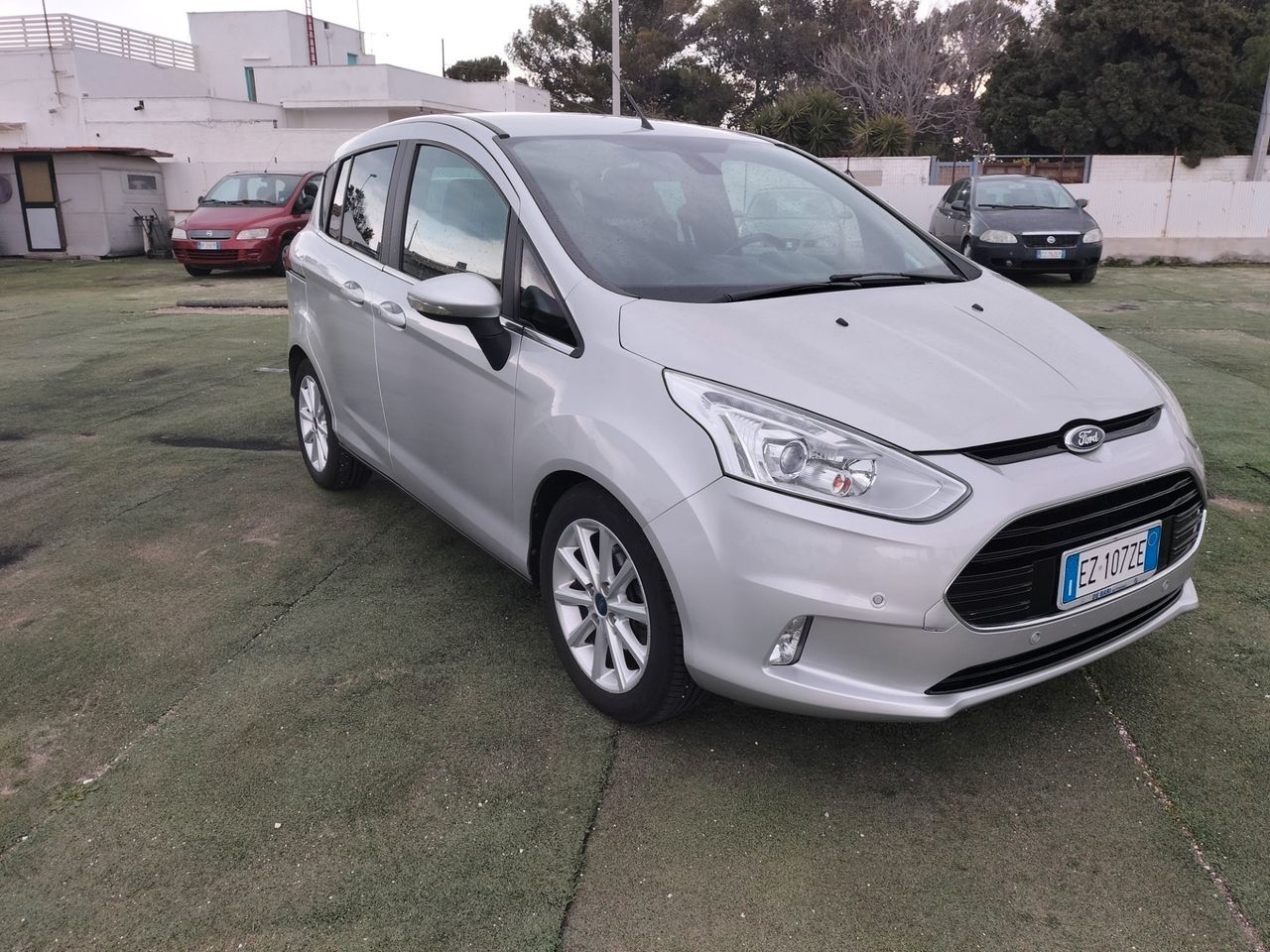 Ford B-Max 1.5 TDCi 75 CV Business Titatanum