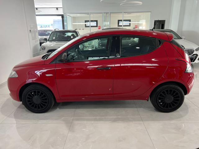 LANCIA Ypsilon 1.0 FireFly 5 porte S&S Hybrid Ecochic Silver