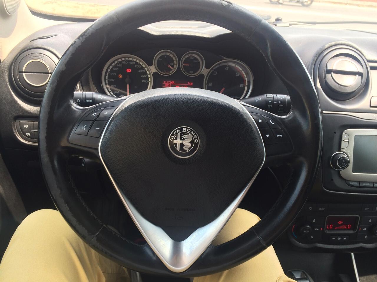 Alfa Romeo MiTo 2017 -1.3 JTDm 95 CV S&S tagliandata con garanzia cambio e motore !!