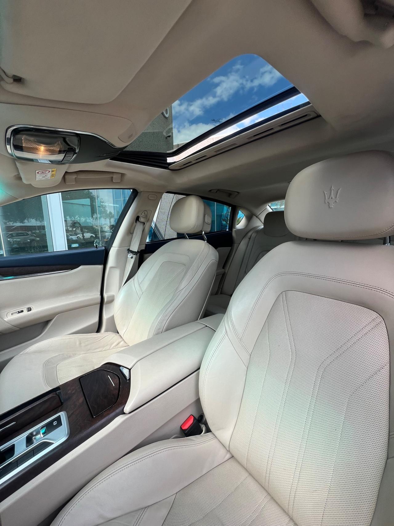 Maserati Quattroporte V6 Diesel 275 CV