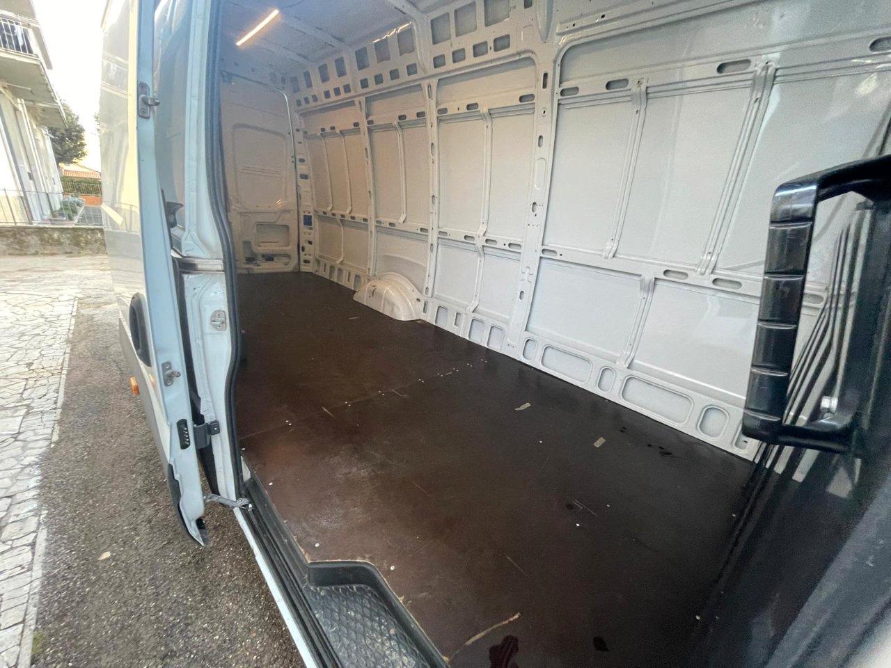 IVECO Daily 35 S15/2.3 V passo lungo tetto alto