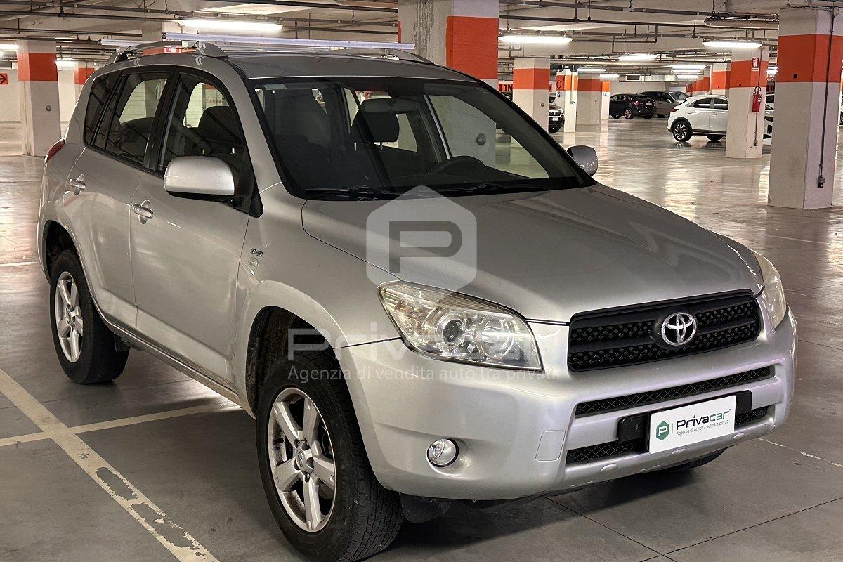 TOYOTA RAV4 2.2 D-4D 136 CV