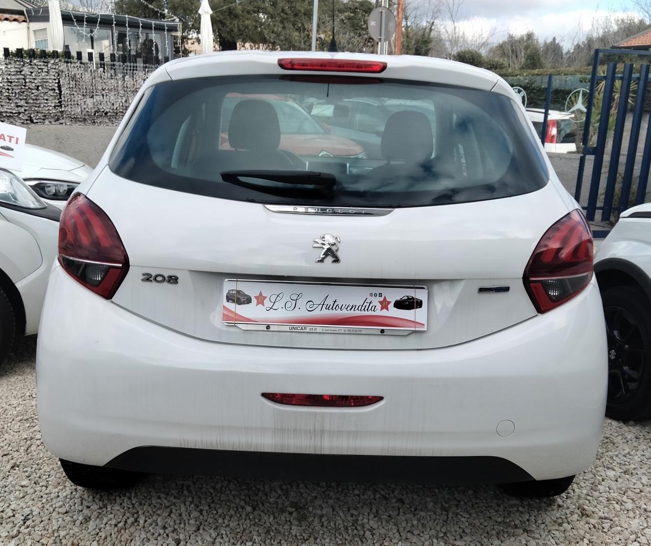 Peugeot 208 BlueHDi 75 5 porte Allure