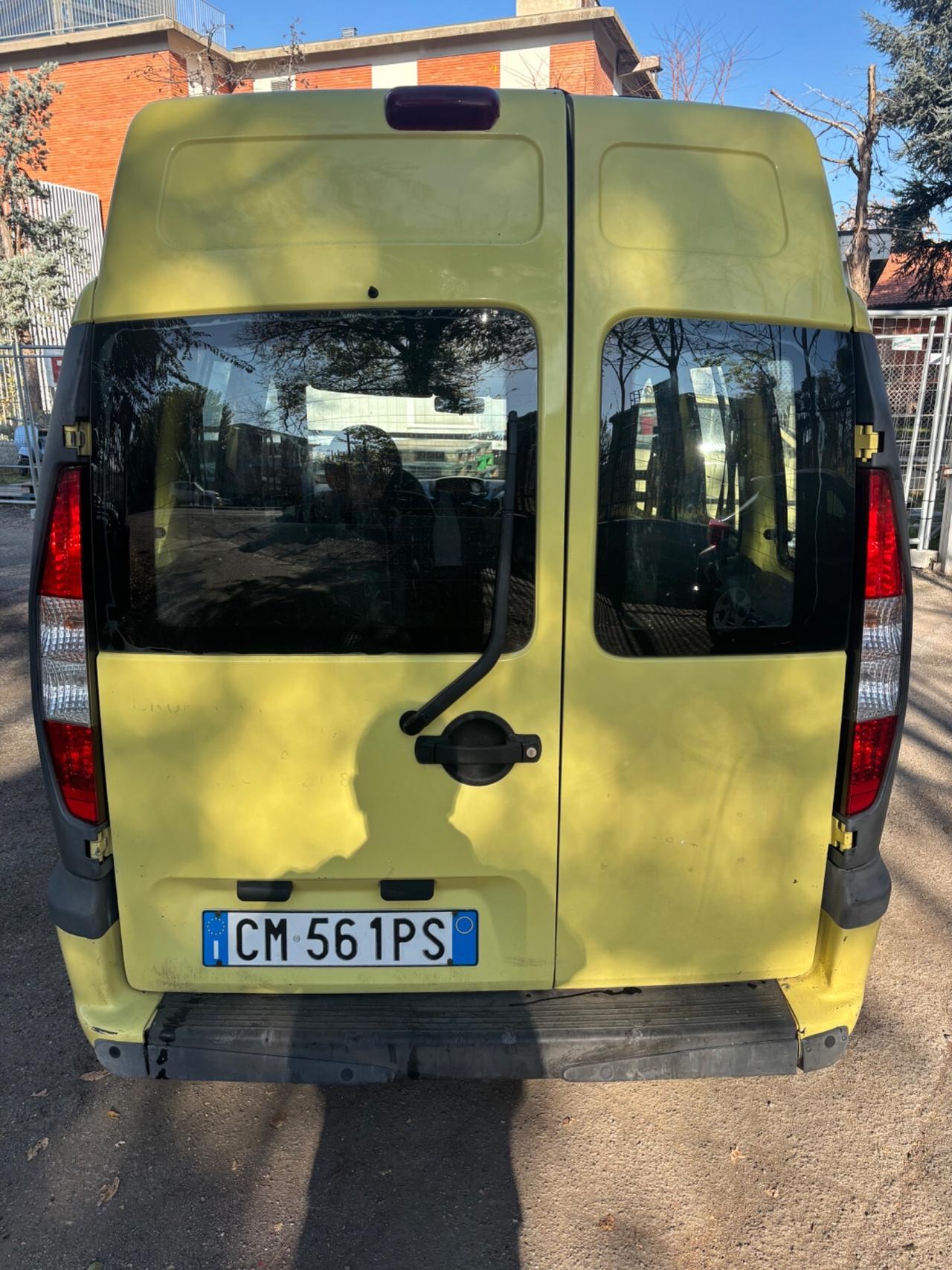 Fiat Doblo 1.9 JTD cat Cargo Semivetrato