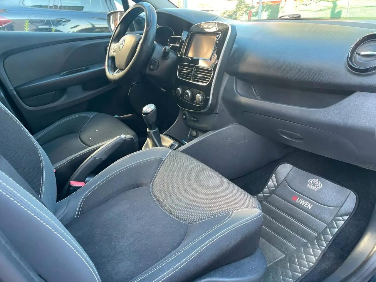 Renault Clio 1.2 75 CV 5 porte
