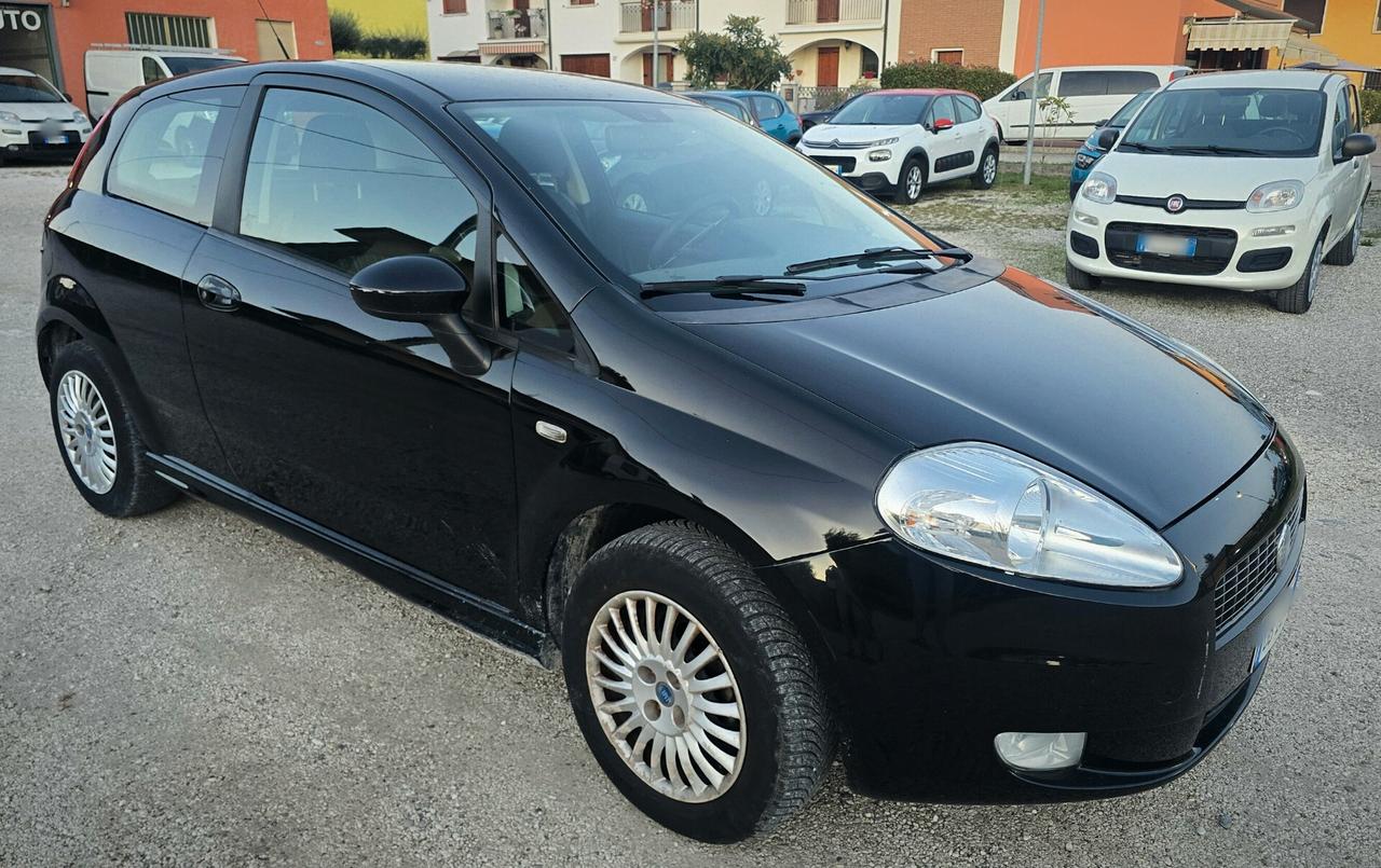 Fiat Grande Punto 1.4 Dynamic - TAGLIANDATA