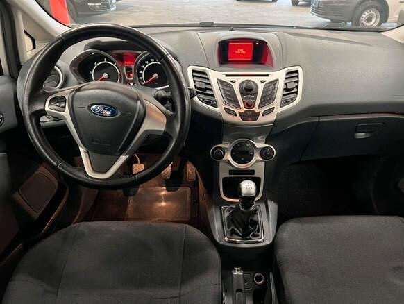 Ford Fiesta 1.4 TDCi 90cv Neopatentati