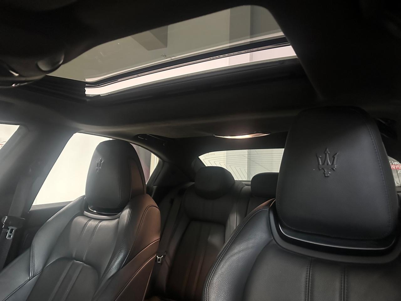Maserati Ghibli L4 330 CV MHEV Gransport