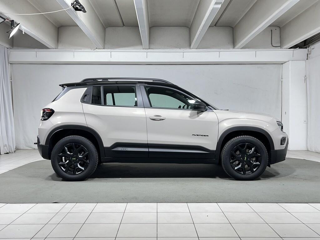 Jeep Avenger 1.2 turbo e-hybrid Upland 4xe 136cv edct6