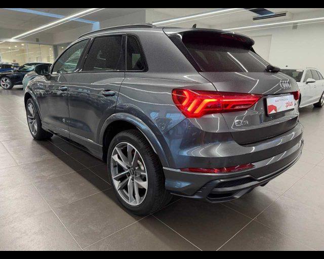 AUDI Q3 45 TFSI e S tronic S line edition