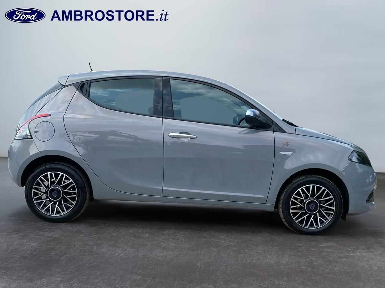 LANCIA Ypsilon III 2021 - Ypsilon 1.0 firefly hybrid Gold s&s 70cv