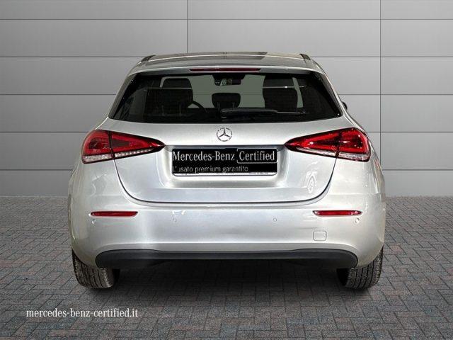 MERCEDES-BENZ A 180 Automatic Business Extra