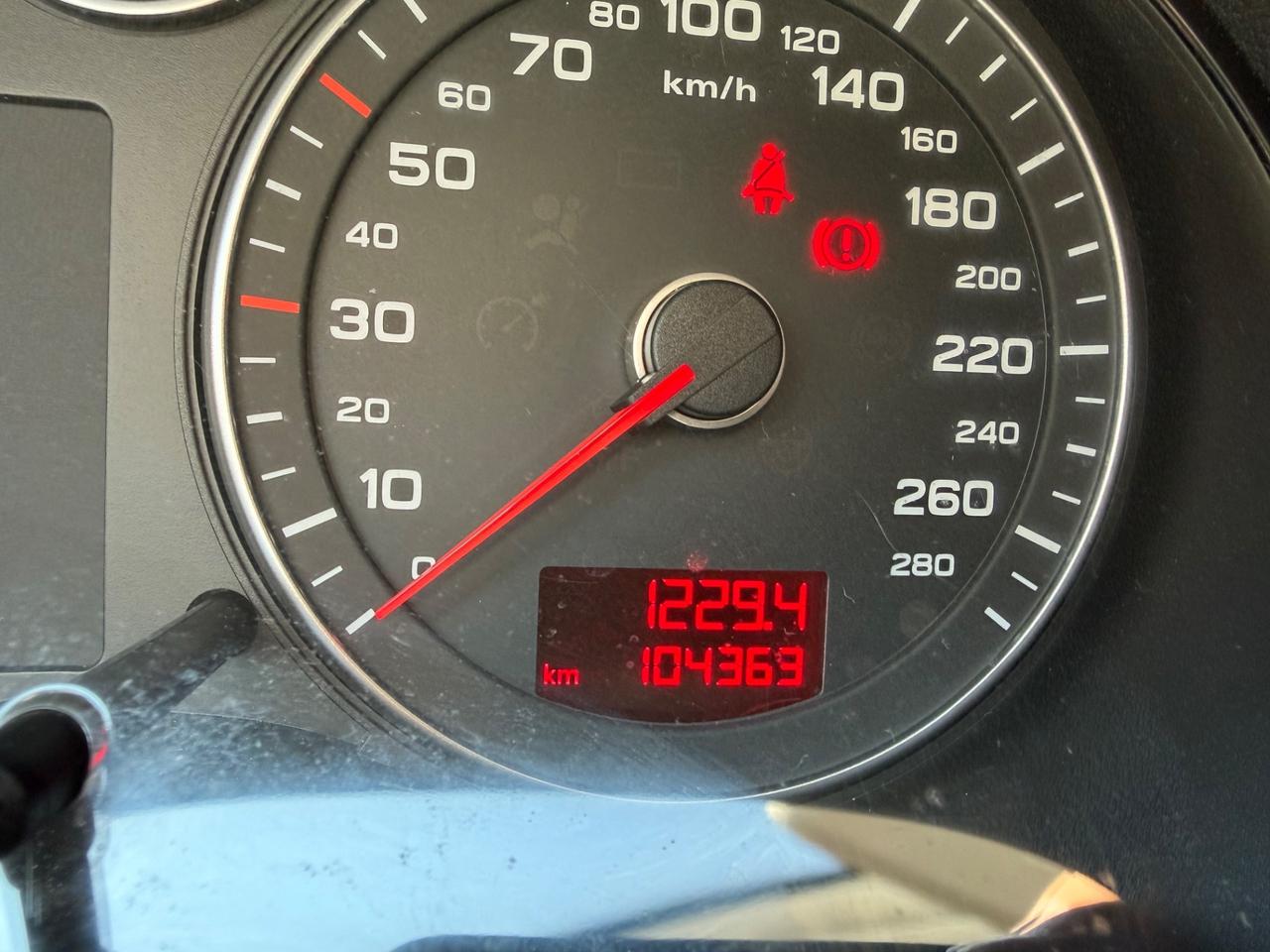 Audi A3 1.6 TDI 105 CV CR Ambition