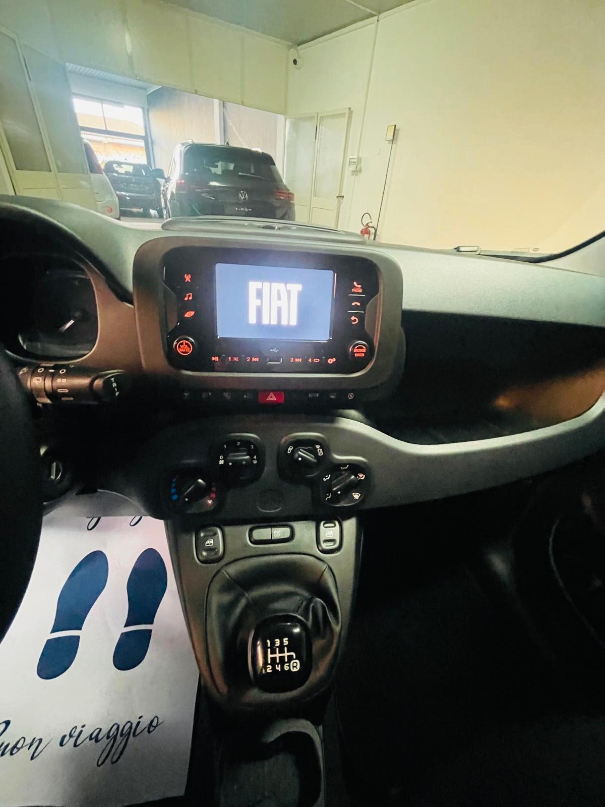 Fiat Panda 1.0 FireFly S&S Hybrid AZIENDALE