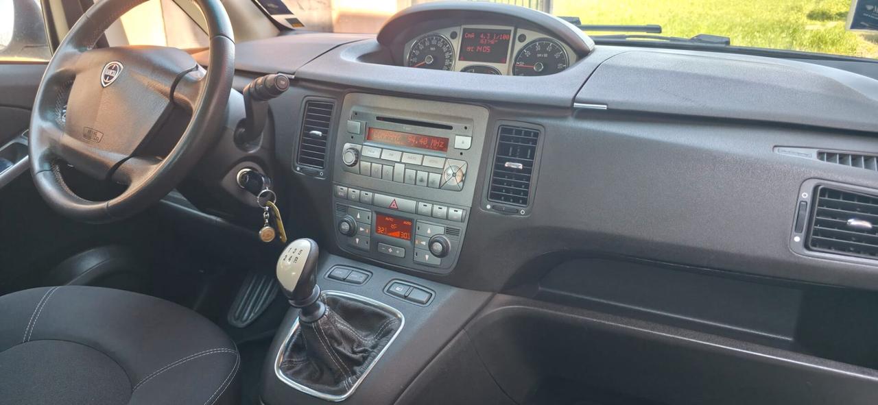 Lancia MUSA 1.4 8V Ecochic (GPL) 5th Avenue neop