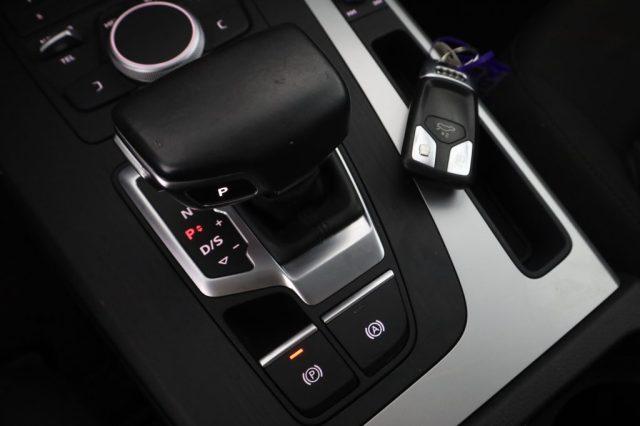 AUDI Q5 Q5 40 TDI quattro S tronic Business